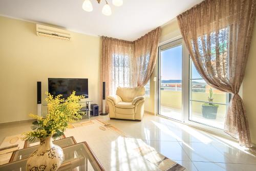 Sunny&cosy apart Rafailovici