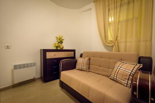 Three-Bedroom Apartment image 10