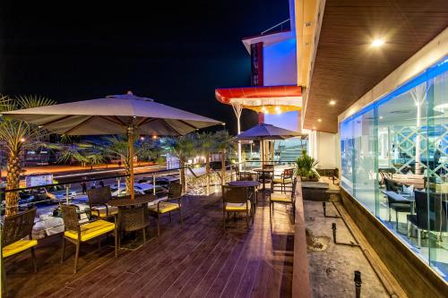 Restaurace, The Paradiso JK Design Hotel (SHA Plus) in Nakhon Sawan