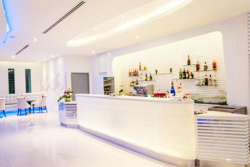Bar/lounge, The Paradiso JK Design Hotel near Nakhon Sawan Airport