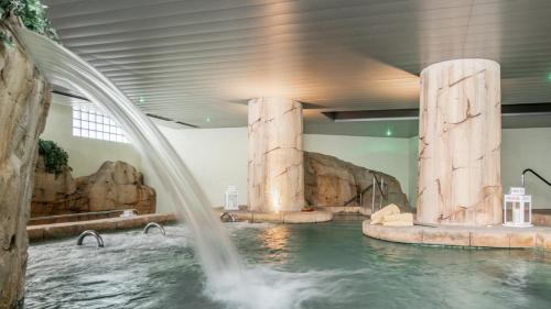 Gran Hotel Liber & Spa Playa Golf - image 6