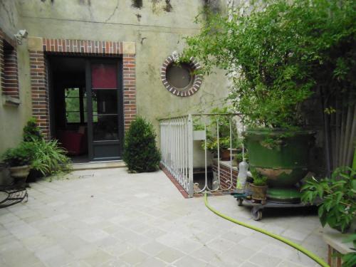 Les Bains Bed & Breakfast