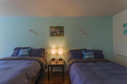 Bells Marina & Fishing Resort - Santee Lake Marion by I95 - Family Adventure, Pets on Request!