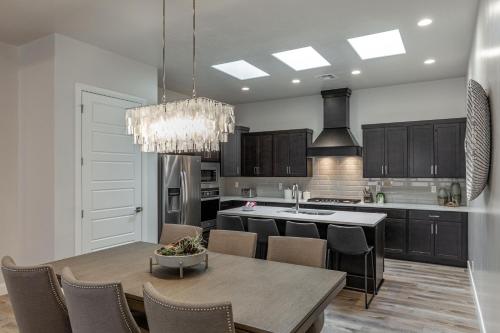 Modern Ledges in Ivins