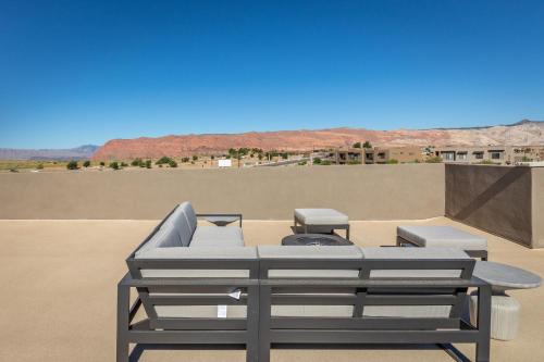 Modern Ledges in Ivins