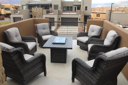 Poolside Oasis, St. George (photo 2)