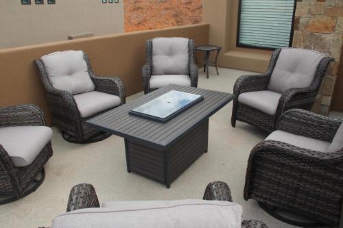 Poolside Oasis, St. George (photo 10)