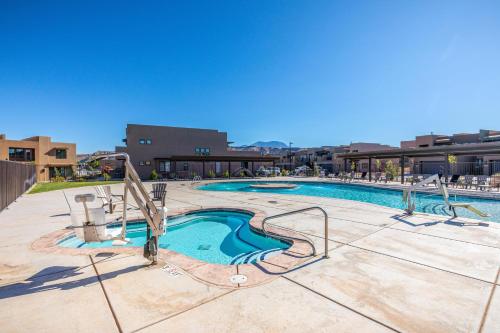 Poolside Oasis in Ivins