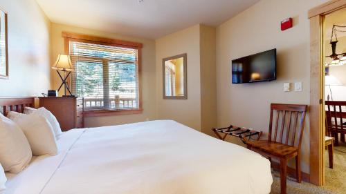 Sunstone #106 Condo - image 12