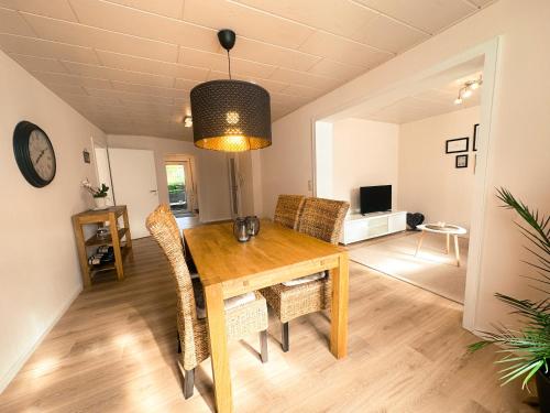 Faciliteter, Gemütliche Ferienwohnung in der Eifel - nähe Mosel (Gemutliche Ferienwohnung in der Eifel - nahe Mosel) in Kinderbeuern