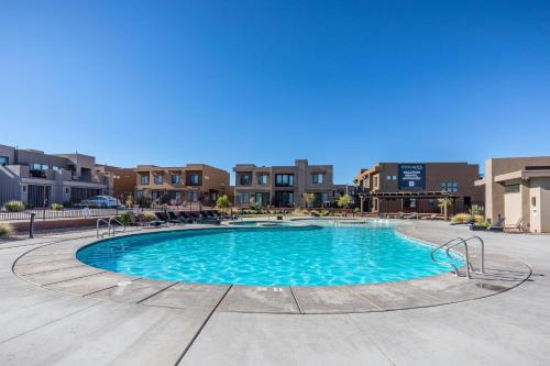 Poolside Plunge, St. George (foto 11)