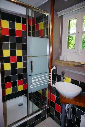 Shower, Le Rustique in Glandon