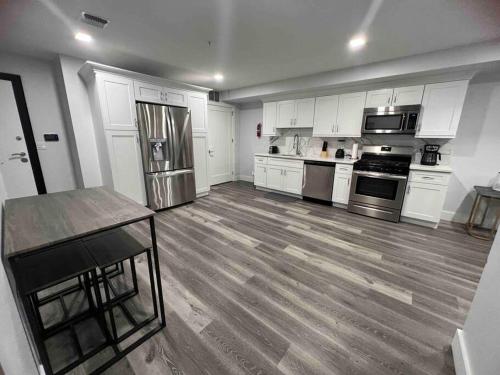 The Modern Suite - 2BR Close to NYC