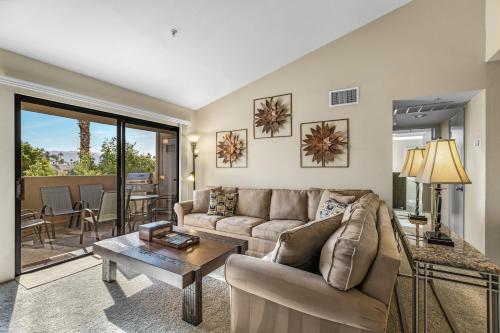 Classic Comfort in Central PS - A Ryson Property in Palm Springs, USA