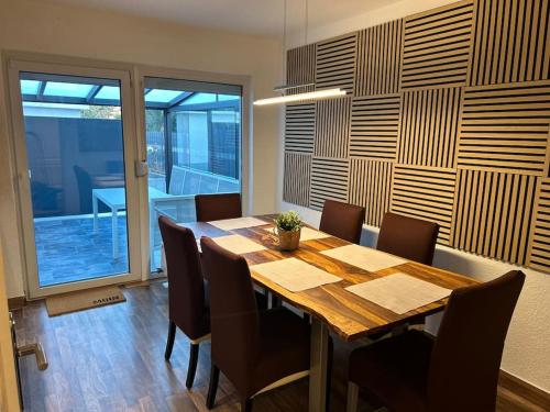 Ferienhaus mit Privatparkplatz, Terrasse und Stadtnähe, Bremen (photo 10)