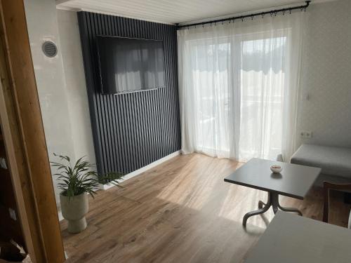 Seaside Retreat with Hot tub,Sauna, Pool & BBQ in Tostamaa Vald (Parnu megye)