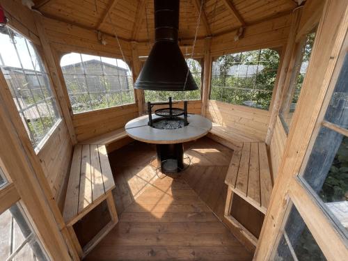 Seaside Retreat with Hot tub,Sauna, Pool & BBQ in Tostamaa Vald (Parnu megye)