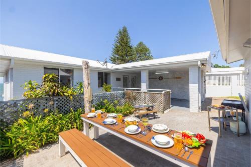 Sunrise Waters 2-63 Soldiers Point Road, stunning waterfront property in Port Stephens