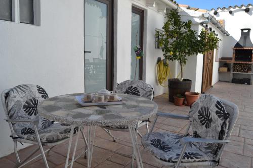 Létesítmények, Casa Cal Tòfol (Casa Cal Tofol) in Vilobi del Penedes