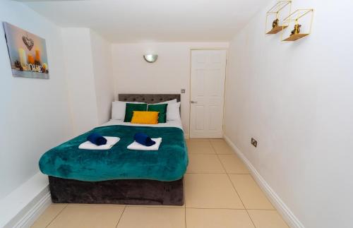 Spacious Flat with Patio & Parking in city centre, Reading (zdjęcie 8)