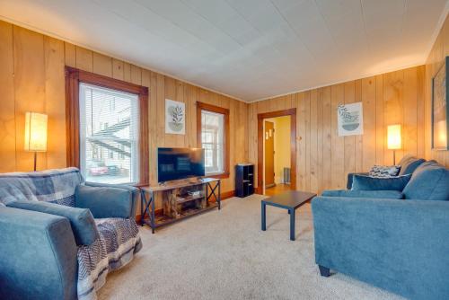 Easthampton Vacation Rental Near Mill Buildings!