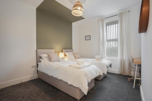 Luxury Sheffield Apartment - Your Ideal Home Away From Home