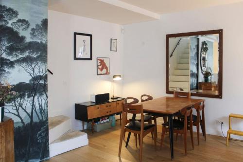 Charming triplex with garden - image 2