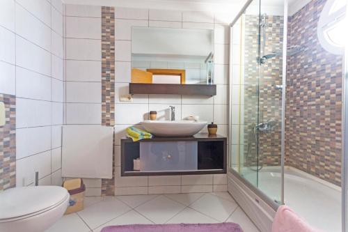 Paradise Town Villa Lucky - image 11