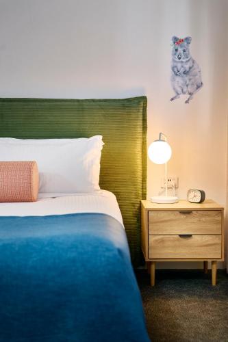 1 double bed