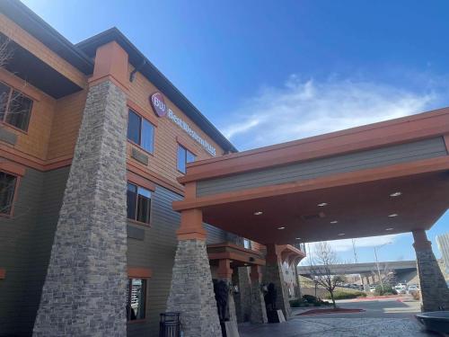 . Best Western Plus KC Speedway Inn & Suites