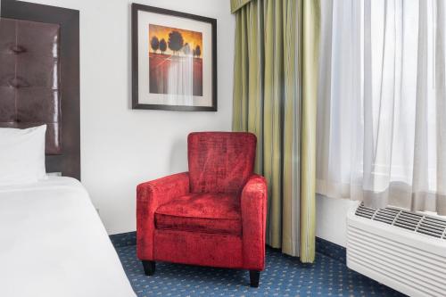 2 queen beds
