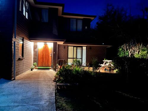 Bright & Cozy Studio Room 101 in تي أتاتو