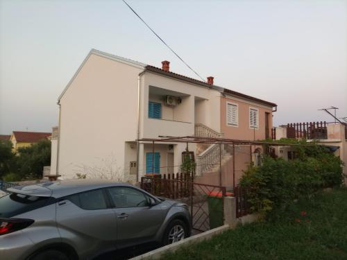Apartments with parking space Kraj, Pasman - 22566 - Tkon