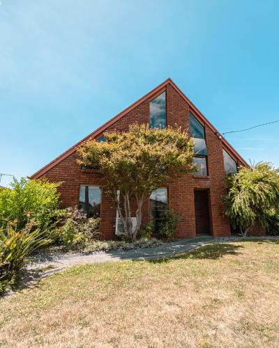 Spacious Coastal Gem - Accommodation - Port Sorell