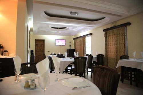 Restaurant, Le Baobab in Bamako
