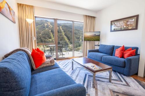 Lantern 1 Bedroom Balcony with Village and Mountain View - Apartment - Thredbo