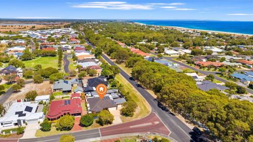 Coastal Haven on Ostia - Geographe