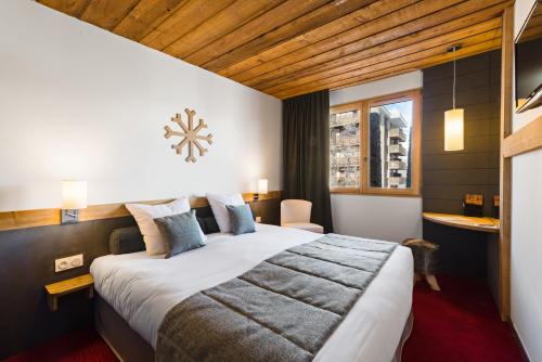 2 twin beds