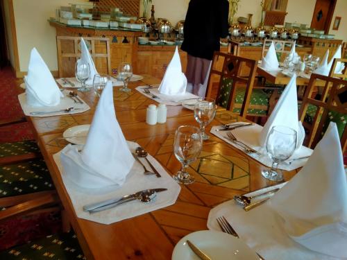 Food and beverages, Rakaposhi Amin Hotel & Restaurant Pissan Hunza Nagar Gilgit Baltistan in Gilgit