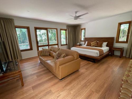 Facilities, Pethers Rainforest Retreat in Tamborine Mountain