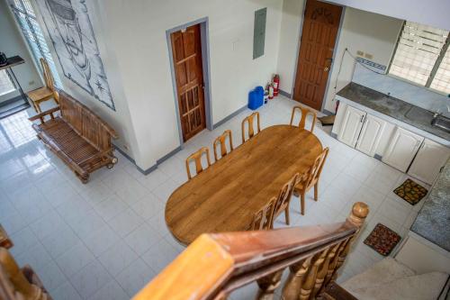 Fardesam Guesthouse - near Beach and Siquijor Port in シキホル