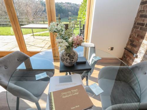 A szálláshely kívülről, Kaitkyella Lodge in Riggs Head