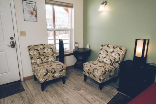 Fifth Dimension Room 1 in Crestone, USA