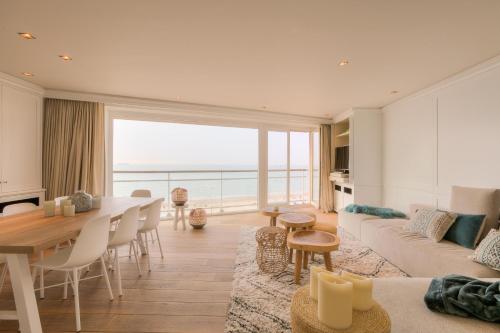 4e verdiep appartement met zeezicht in Knokke voor max 7 personen