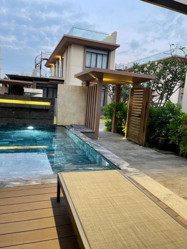 Big Star Villas