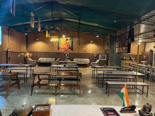 Hotel Panchsheel Raipur rani - Naraingarh Rd I Couple friendly