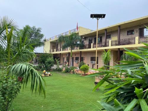 Hotel Panchsheel Raipur rani - Naraingarh Rd I Couple friendly