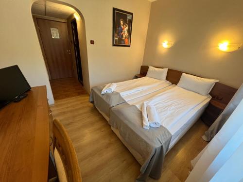 Room in BB - Hotel Moura Double Room n5166 Borovets