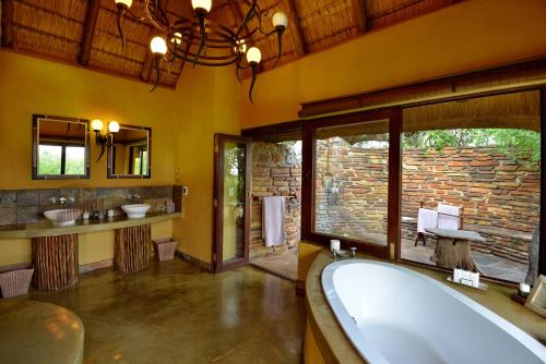 Motswiri Private Safari Lodge