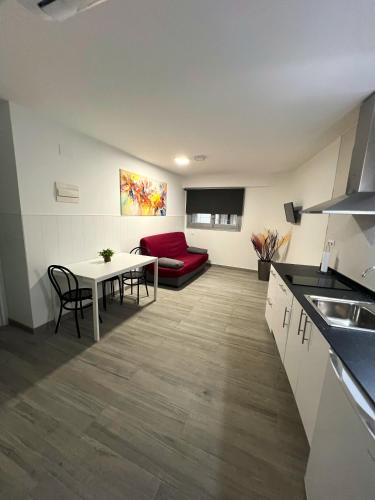 Coqueto Apartamento en el Corazón de Madrid (Sol) - image 10